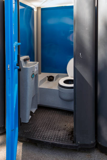 Best High-end porta potty rental  in Hewitt, NJ